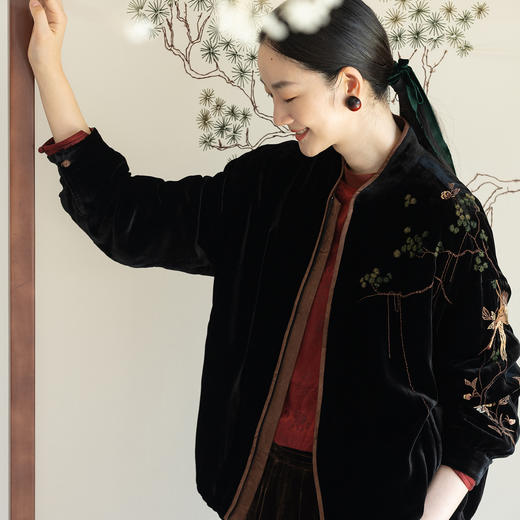 牧衣游原创 丝绒精工手绣短外套秋季新款宽松禅意东方开衫 韶光 商品图0