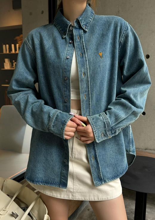 中性款刺绣牛仔衬衣外套 商品图4