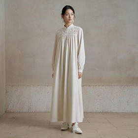 【林栖设计小店】【手工钩花】纯白系列国风连衣裙手工串珠2025秋冬新款宽松长裙女1954024