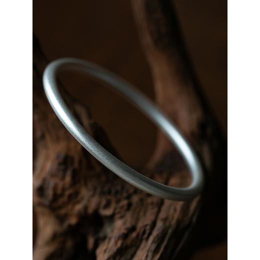 牧衣游 999银手镯新款古法实心足银手饰 管彤【不支持会员折】 商品图2