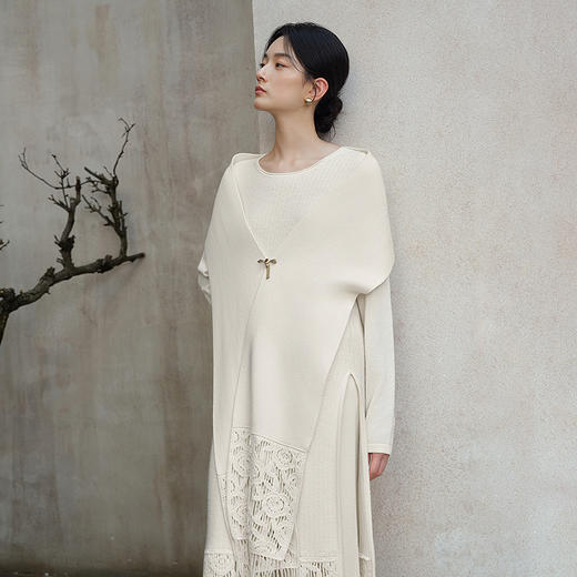【林栖设计小店】纯白系列绵羊毛毛织围巾保暖镂空新中式2025秋冬新款流苏披肩女2953024 商品图1