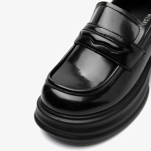 西遇增高厚底乐福鞋女新款秋季法式简约一脚蹬单鞋黑色小皮鞋D0333052 商品图5