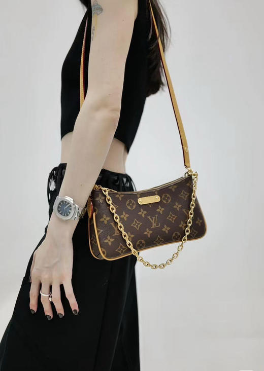 Lv liv  pochette 老花 单肩包 商品图3