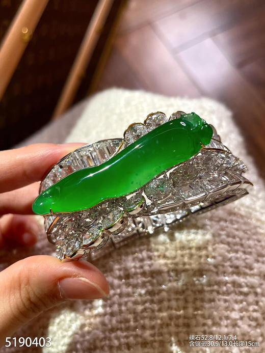 玻璃种黄阳福瓜手镯【5190403】具体价格微信咨询 商品图2