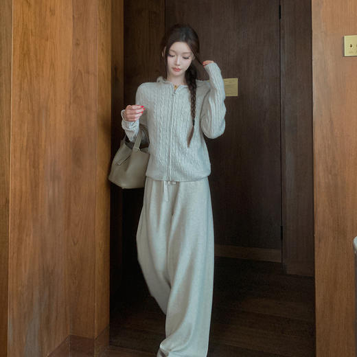 LIN BOUTIQUE 居家外穿两得 复古绞花慵懒针织拉链开衫外套女新款 商品图2