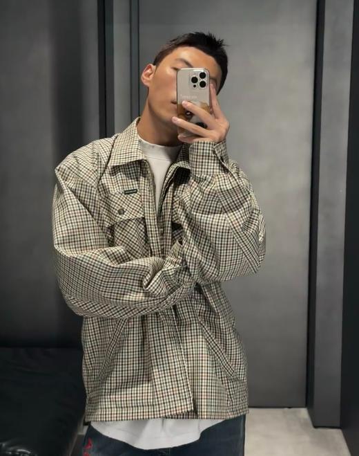 中性款格子衬衫外套B00 商品图3