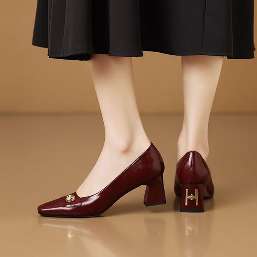 【预售5天】真皮方头法式复古浅口中跟单鞋女粗跟时尚百搭酒红色女鞋子HY&H3620 商品图4