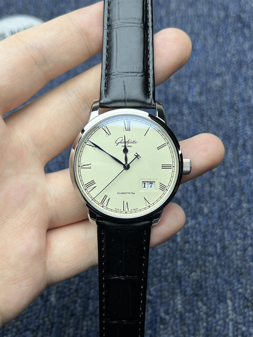 格拉苏蒂原创议员系列 大日历窗口 原装开模 正装男士腕表 商品图1