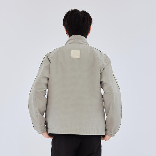 【新品上新】HX 春秋季立领茄克衫外套S105533305101/02 商品图8