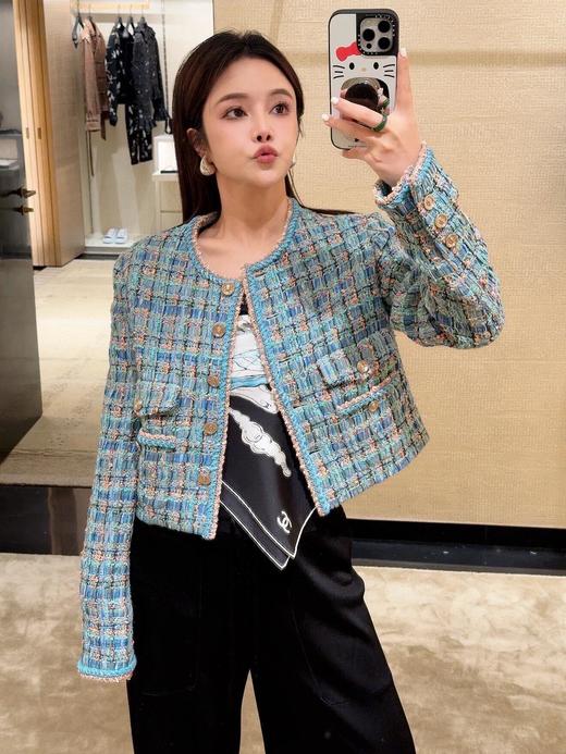 TY342-Chanel 25a 早秋手工坊 亮片粗花呢圆领外套（PG*MM） 商品图2