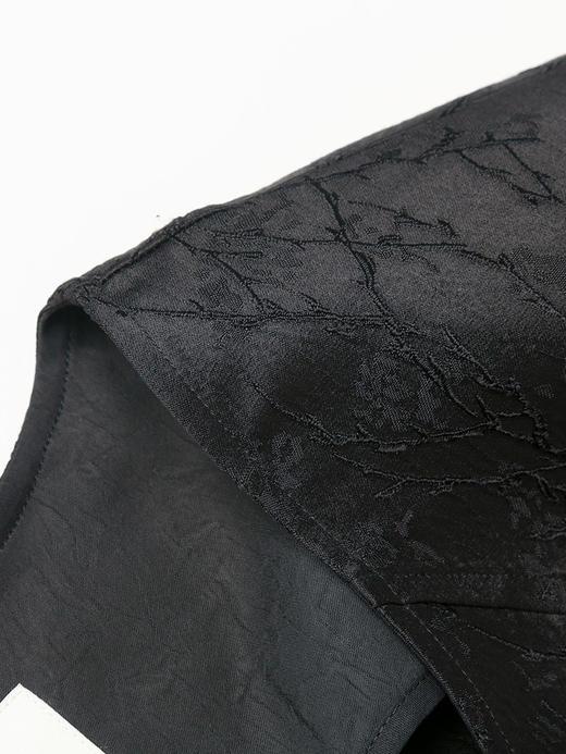 新中式风黑色提花盘扣马甲女 无袖复古气质外搭背心 商品图2