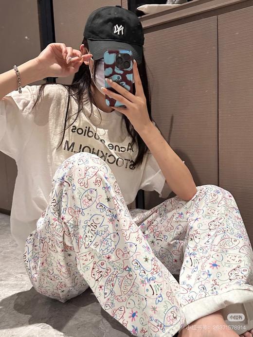 TY336-Chane  25C早春新款 彩色涂鸦小鱼印花直筒阔腿牛仔长裤（PG*MM） 商品图3