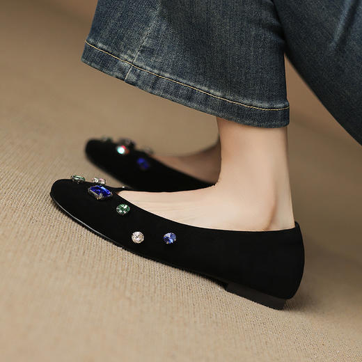 【预售5天】法式浅口单鞋女秋季新款百搭圆头低跟复古水钻装饰女鞋FDME&FD9122-1 商品图4