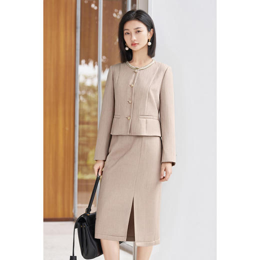 剩M 米思阳2026春新款高级感小香风外套半裙两件套春季法式设计感气质时尚套装3660 商品图0
