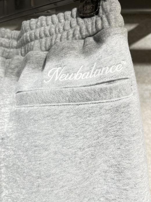 【云粉节】 【新品】7楼 NewBalance女士运动休闲舒适梭织长裤 吊牌价：599元 商品图4