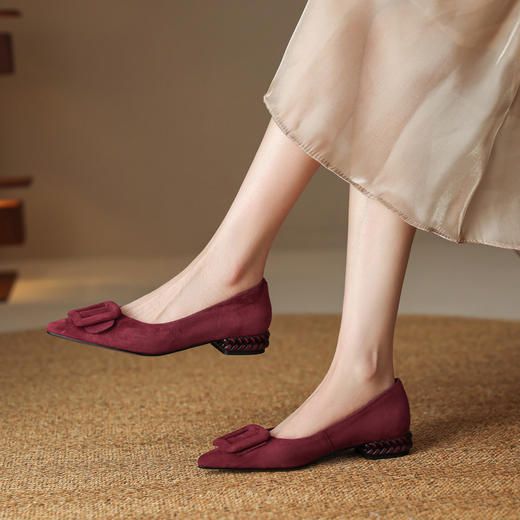 【预售5天】秋季新款气质尖头通勤方扣百搭绒面浅口豹纹单鞋女HYT&MS-7427 商品图3