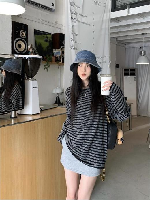 49.9元撞色条纹长袖T  早秋老钱风慵懒松弛感休闲中长款宽松上衣女 商品图2