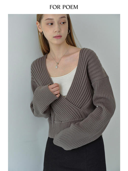 ForPoem 现货 25/FW原创设计大V领坑条休闲简约针织羊毛上衣 商品图1