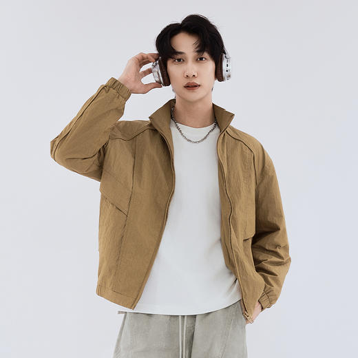 【新品上新】HX 春秋季立领茄克衫外套S105533288101/02 商品图3