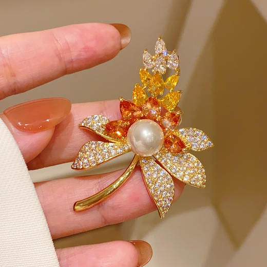 香槟色枫叶胸针胸花时尚奢华气质西装别针 商品图2