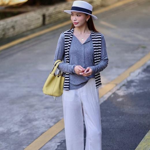 Aimi天丝羊毛打底衫|软糯亲肤巨舒适，三角领显瘦显气质 商品图7