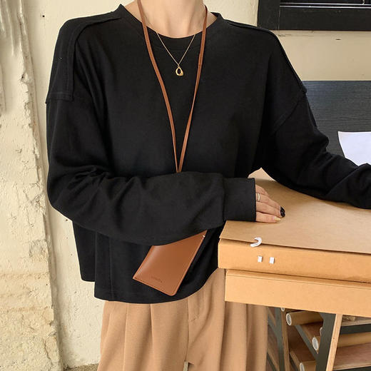 秋季新款圆领棉质长袖T恤 2025宽松百搭显瘦慵懒风纯色打底上衣 商品图3