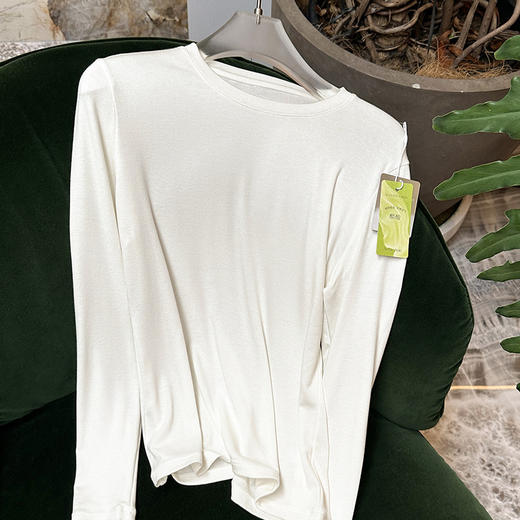 官网699！华家羊毛醋酸高弹肌底衣百搭修身显瘦内搭轻薄保暖女士长袖打底衫上衣 商品图4