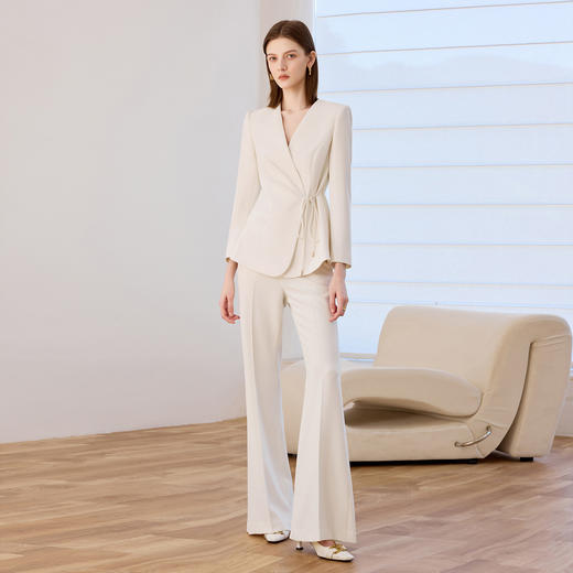 IWY/气质米白色新中式西装套装女春秋高级感微喇裤职业正装CP2478 商品图0