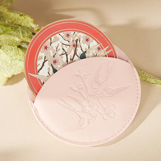 V&A博物馆工艺美术系列杏林春燕金属手持化妆镜 商品图2