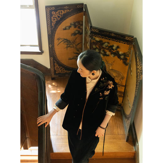 牧衣游原创 丝绒手工刺绣短外套古风禅意东方百搭新中式开衫 九歌 商品图3