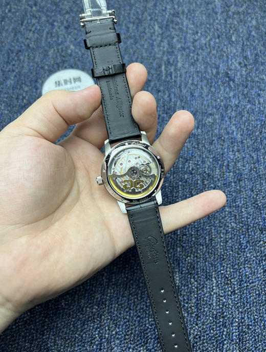 格拉苏蒂原创议员系列 大日历窗口 原装开模 正装男士腕表 商品图6