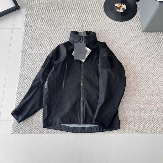 点此购买 始祖鸟leaf alpha GEN2 ALPHA JACKET春秋季男女款军鸟冲锋衣上衣 ggd 329836 商品图7