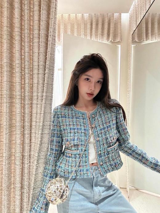 TY342-Chanel 25a 早秋手工坊 亮片粗花呢圆领外套（PG*MM） 商品图1