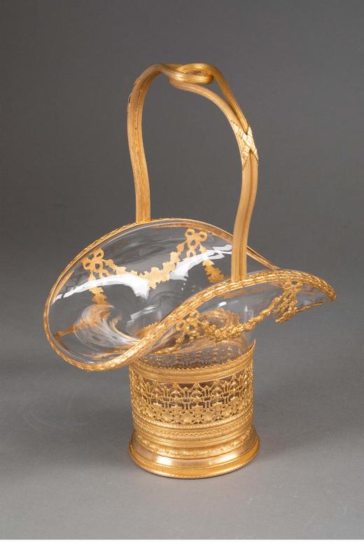 【已售】独角鹿西洋古董19世纪末法国出品蝴蝶结藤蔓主题铜鎏金精雕装饰水晶花果篮 商品图1