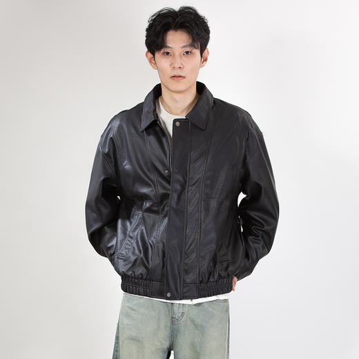 DRONKOO 2025 翻领前后破缝荔枝纹下摆橡筋微阔中厚皮衣 商品图2