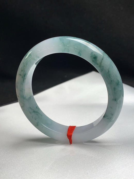 620712，58.5圈口，细糯飘花正圈平安镯，花色多，底子细腻 商品图2