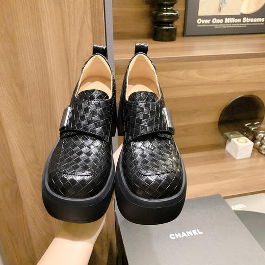 【预售5天】厚底真皮小皮鞋女秋圆头牛皮单鞋英伦风增高乐福鞋ZMXY&ZM2557 商品图4