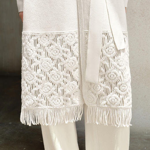 【林栖设计小店】纯白系列绵羊毛毛织外套保暖镂空流苏仿手钩花2025秋冬新款毛衣女1953203 商品图3