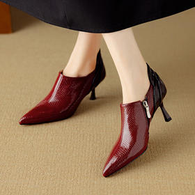 【预售5天】气质百搭深口单鞋，尖头细跟真皮酒红色英伦风高跟鞋DB&M6560