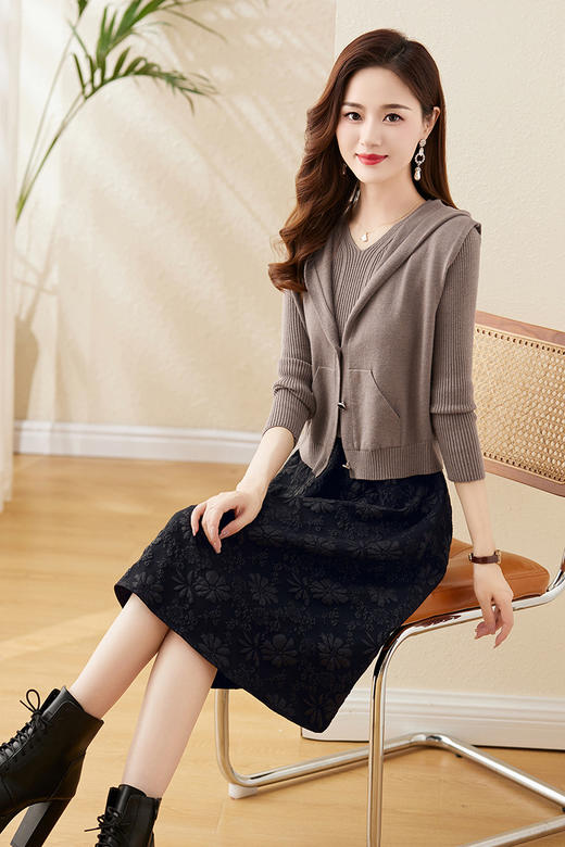 时尚显瘦立体提花，拼接针织两件套连衣裙HR-YBER336 商品图6