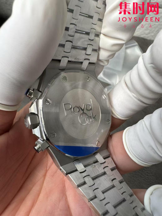 APS新品爱彼皇家橡树系列26331 男士腕表 自动上链计时码表，以标志性八角形表圈与“Tapisserie”格纹表盘诠释经典设计，搭载丹东一体定制机芯 商品图7