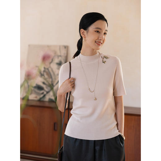 牧衣游原创 绵羊毛手工刺绣套头衫女新款修身显瘦百搭针织衫 清禾 商品图3