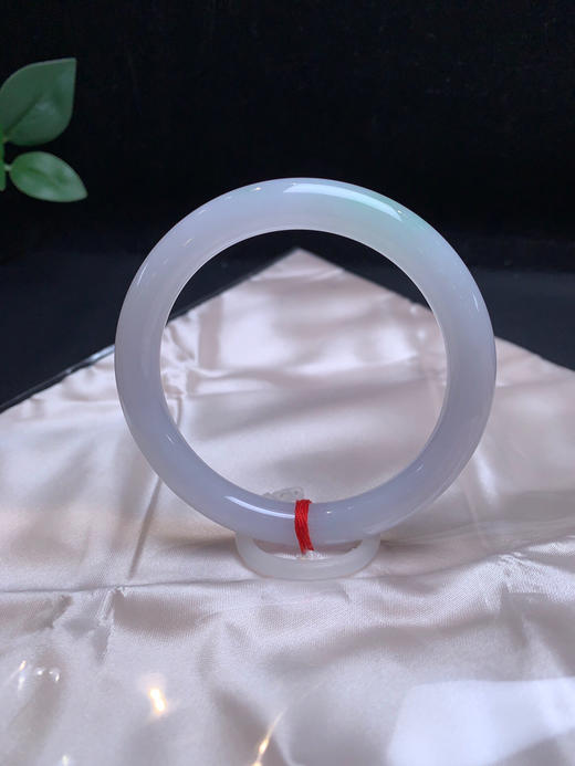 620691，55.5 飘绿圆条，条宽8.8mm 非常秀气的一条 商品图2