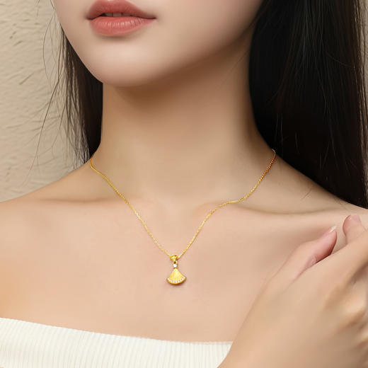 【任选3件1998元】优雅扇形吊坠 黄色18k金小裙子挂坠MEMORA诗普琳KP224901（线上专供） 商品图2