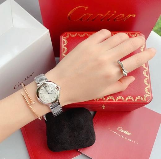CARTIER卡地亚 蓝气球系列石英机芯 30米防水女表 瑞表 28mm 银色表盘 精钢表壳 精钢表带（WG*MM） 商品图7