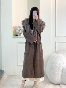 【孤品样衣，不退不换】简约高级拼接狐狸毛V领海军领修腰针织外套