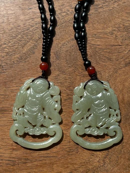 青黄玉镂雕刘海戏金蟾像吊坠一对，顺丰包邮 商品图0
