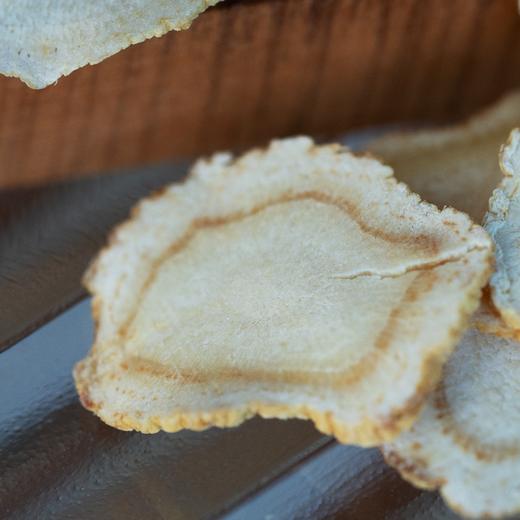 有机林下参西洋参片|源自长白山原始森林，没有人工干预，5年足龄老参，皂苷含量高，苦味偏弱，有回甘味，可泡水、煮粥、炖菜、煲汤，35g/瓶⭐️中通快递 商品图1