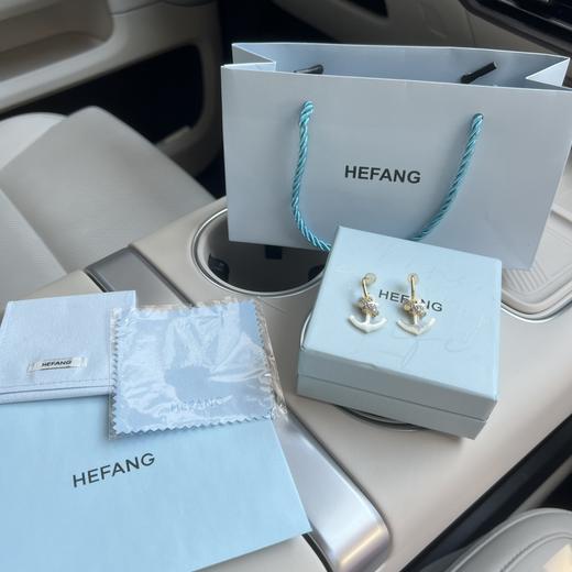 G486何方珠宝闪闪船锚耳环耳钉轻奢饰品耳饰配饰女生日礼物 商品图3