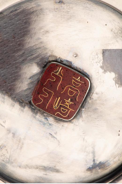 独角鹿西洋古董日本明治时期工匠高崎光一签名创作出品百合花主题镀银精雕装饰珐琅彩绘赤铜花瓶 商品图5